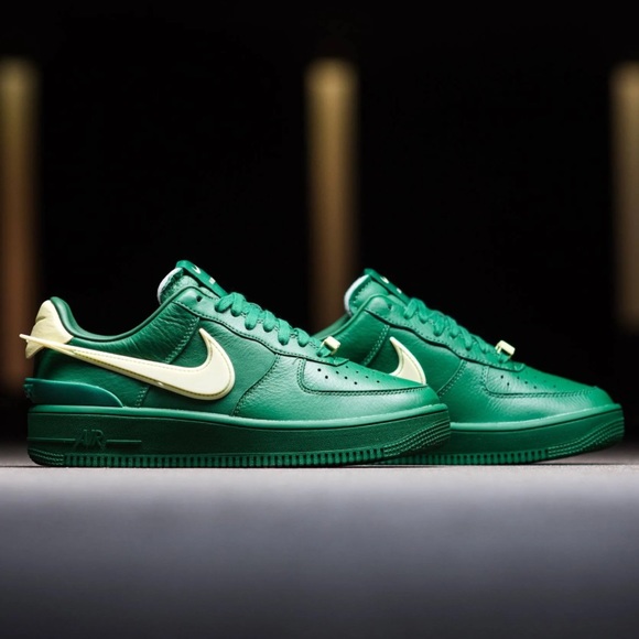 Sold AMBUSH × AIR FORCE 1 LOW ‘PINE GREEN' 2022 - Picture 2 of 8